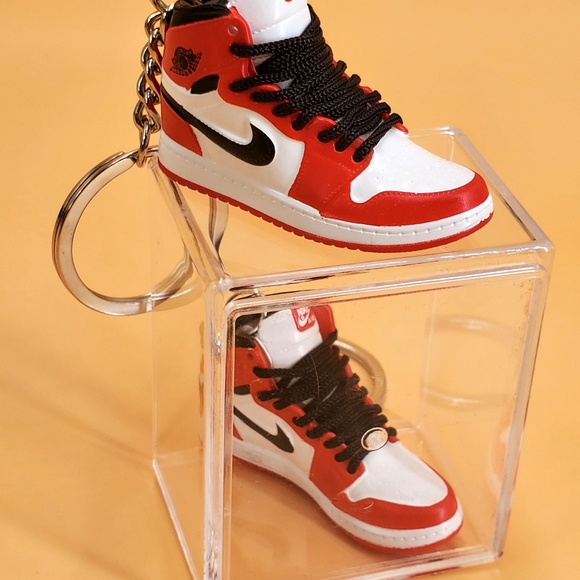 Air Jordan (Pair) 2 Keychain Mini 3D Super Realistic, in a hard Plastic Box (C25 - Picture 1 of 15
